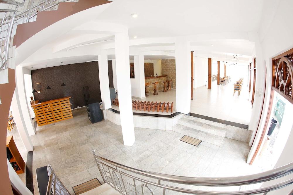 Zand Negombo Ettukala エクステリア 写真